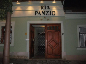  Ria Panzio  Эстергом